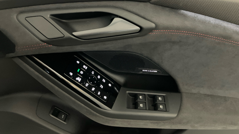 Audi A6 370kW S6 100kWh Launch Edition 5dr Auto Electric Estate